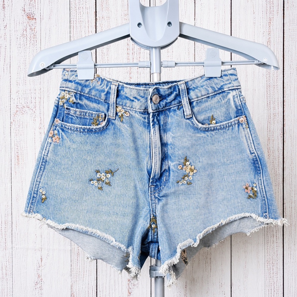Embroidered Denim Cutoff Shorts Distressed Raw Hem Cottagecore Y2K Festival